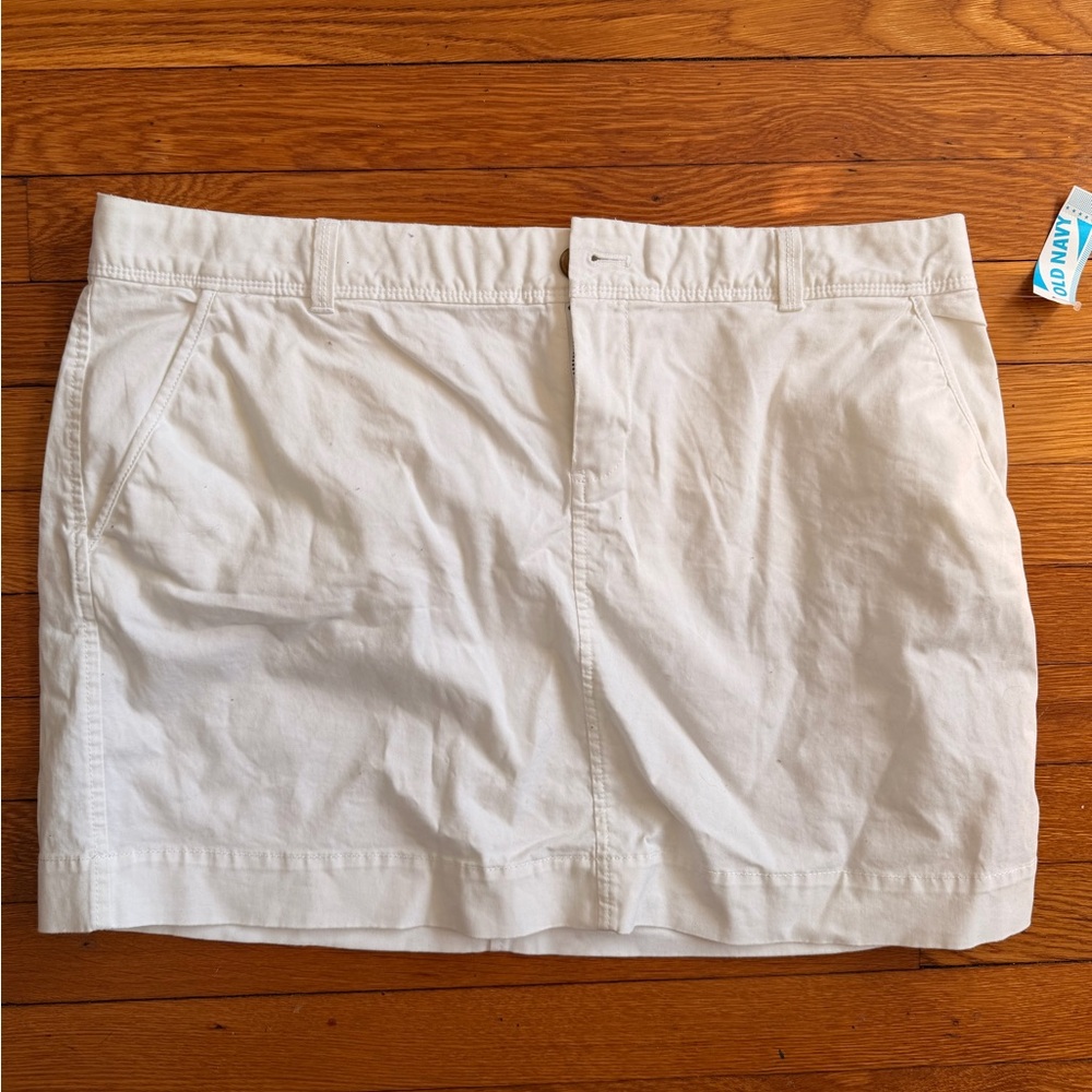 Old Navy White Mini Skirt